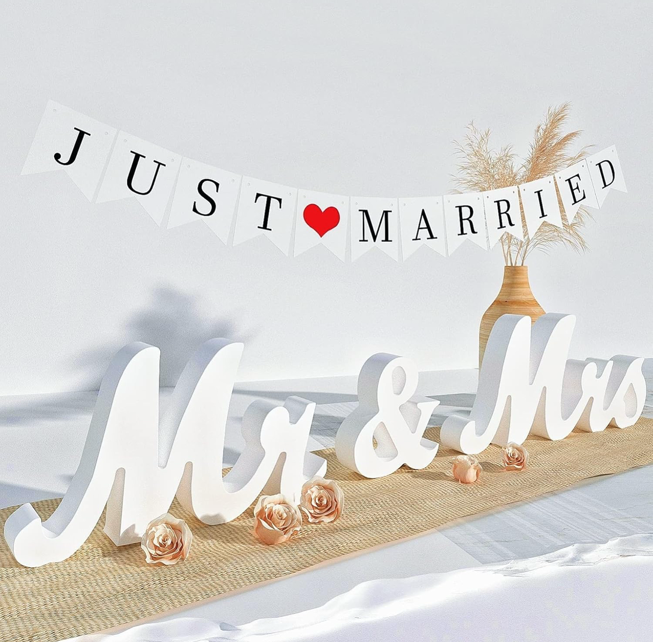 Mr & Mrs Sign