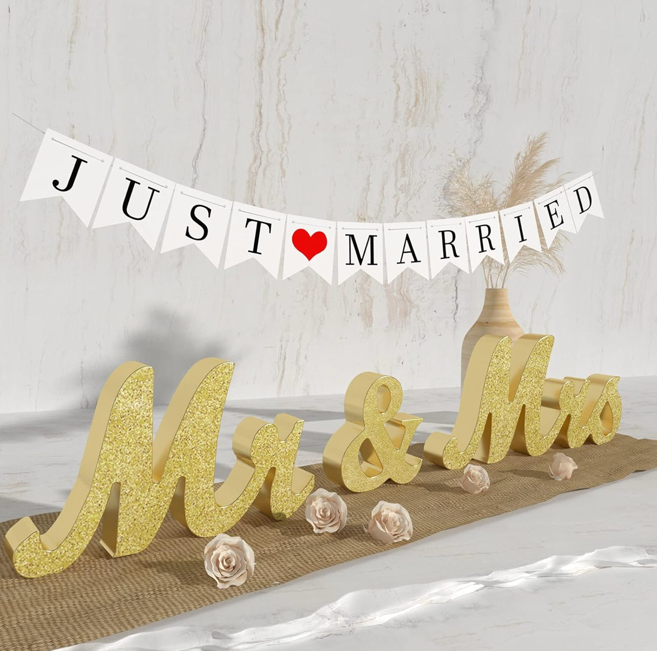 Mr & Mrs Sign