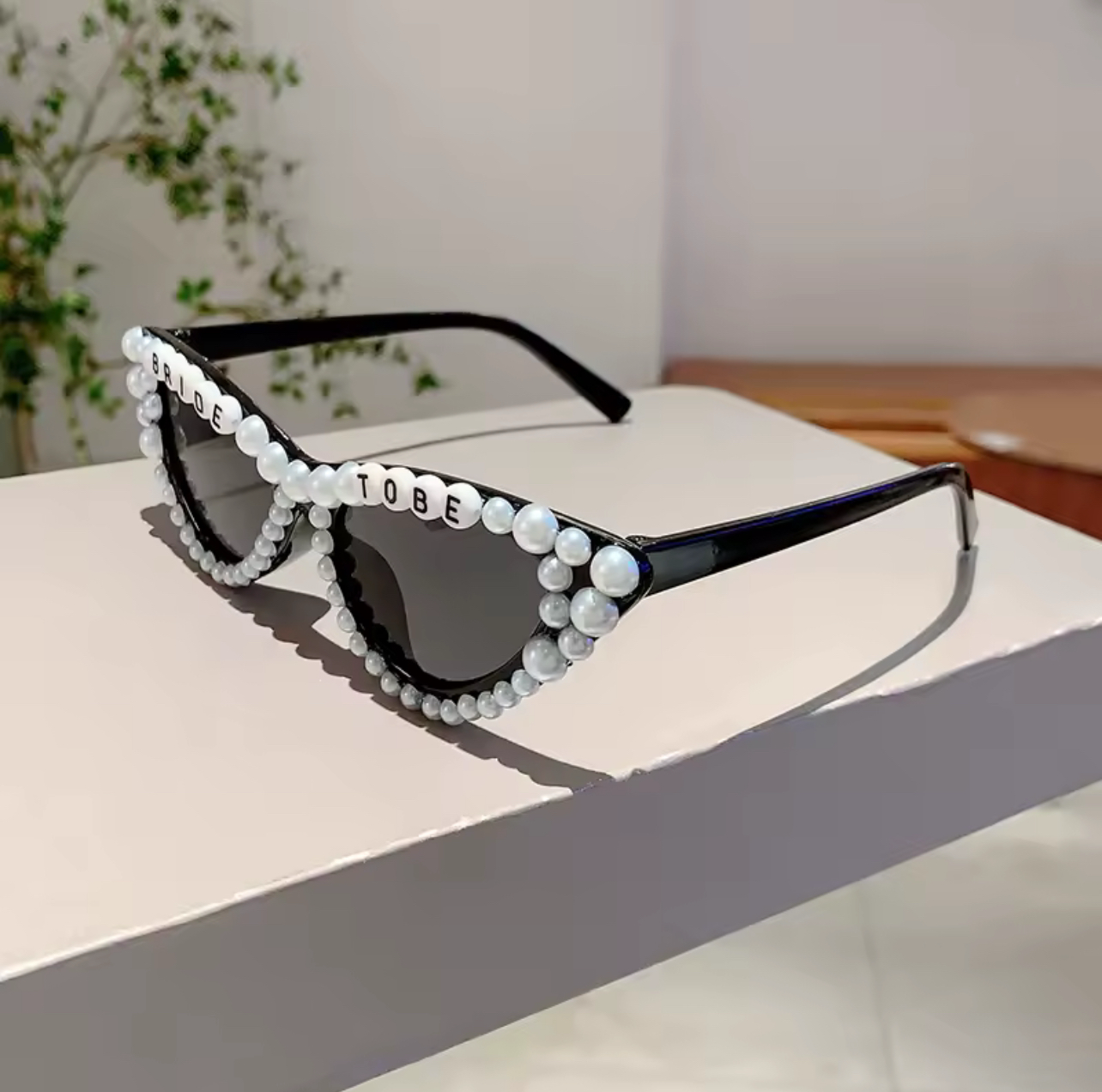 Bride To Be Pearl Sun Glasses