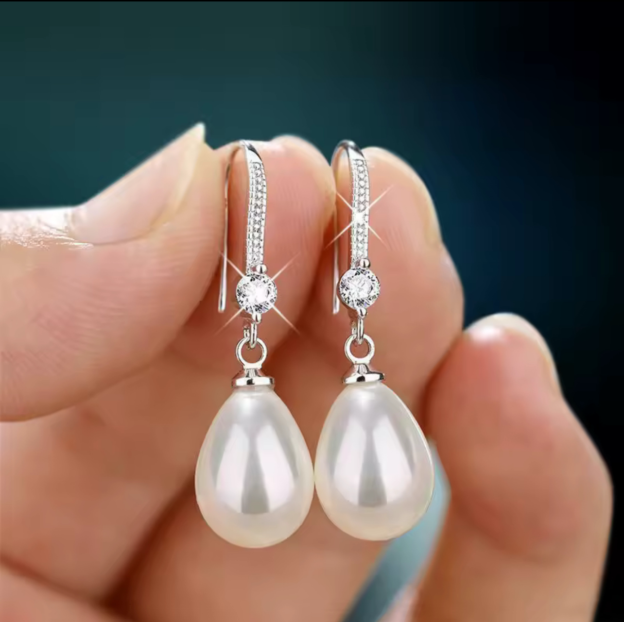 Luxury Pearl Drop Earring