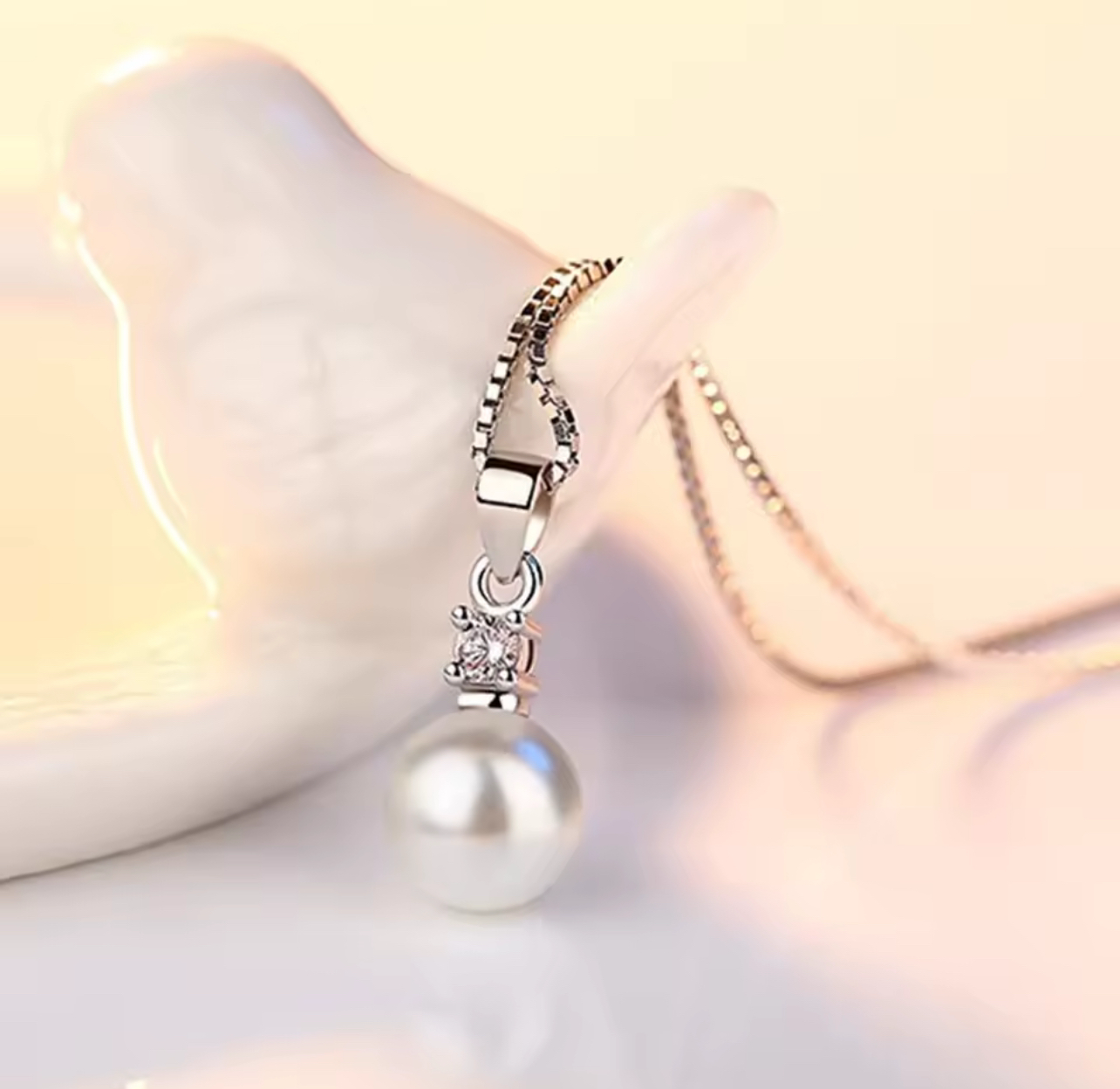Starlight Glow Pearl Neckless