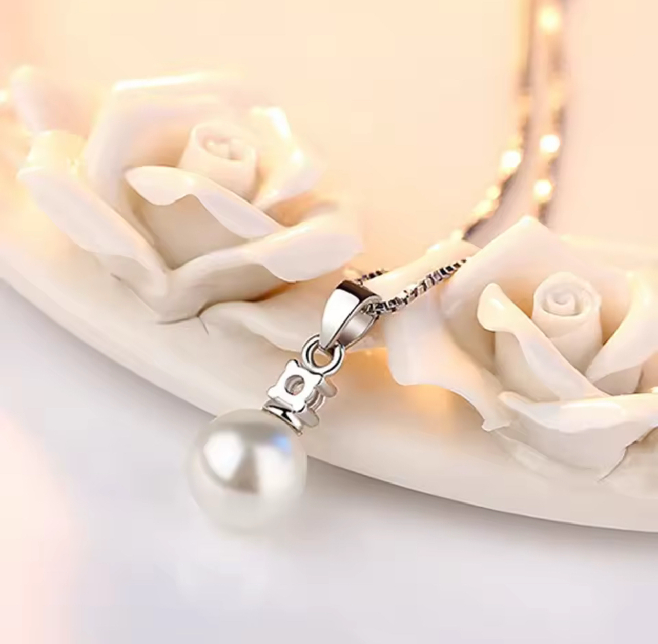 Starlight Glow Pearl Neckless