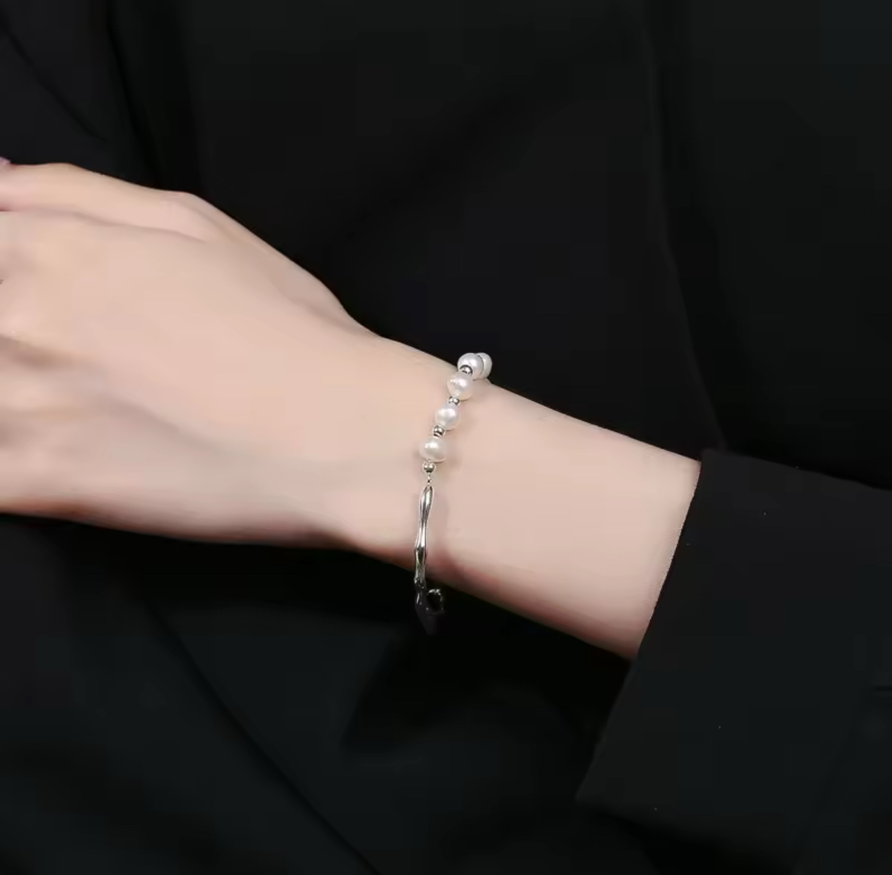 Dazzling Eternity Pearl Bracelet
