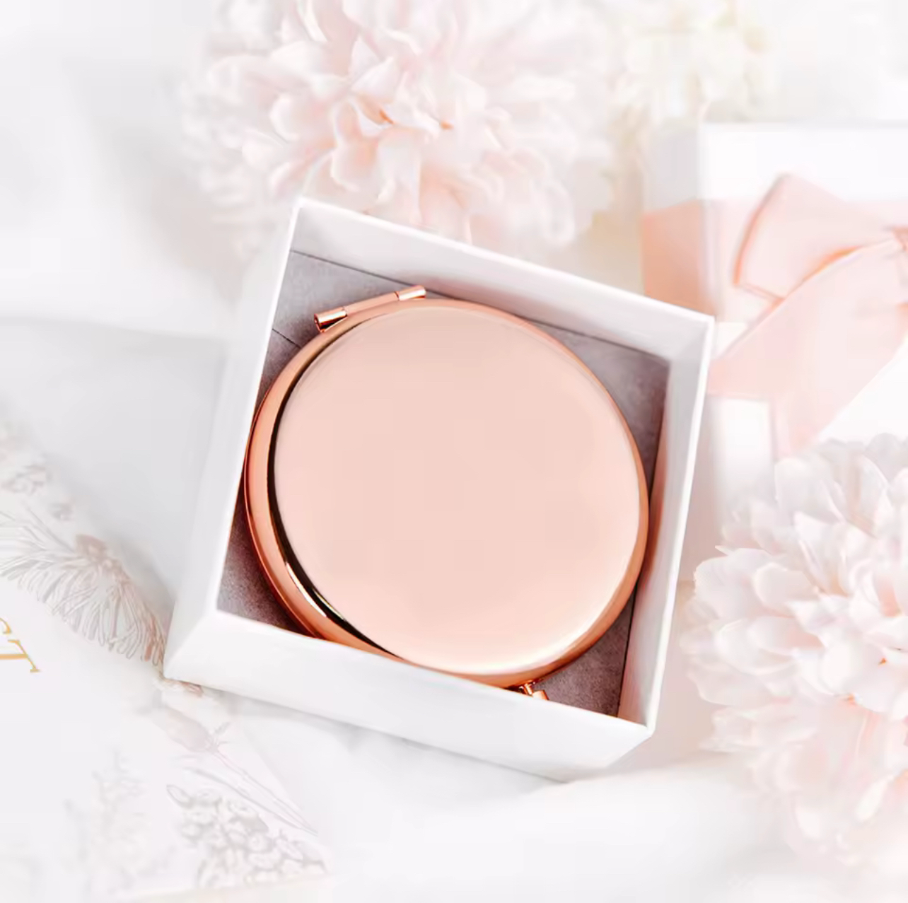Personalized Compact Mirror
