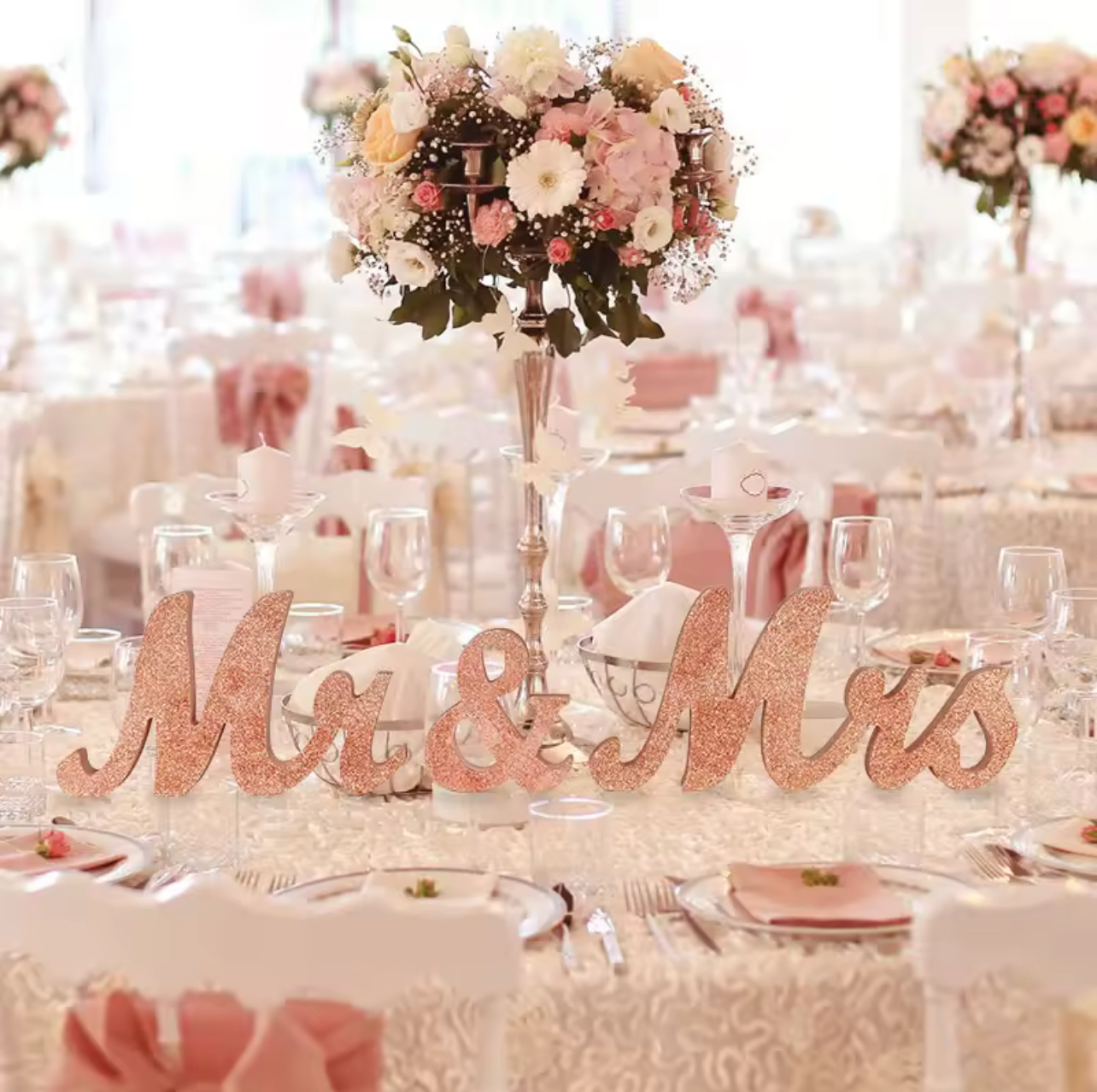 Mr & Mrs Sign