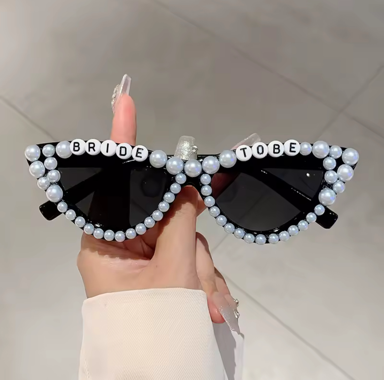 Bride To Be Pearl Sun Glasses