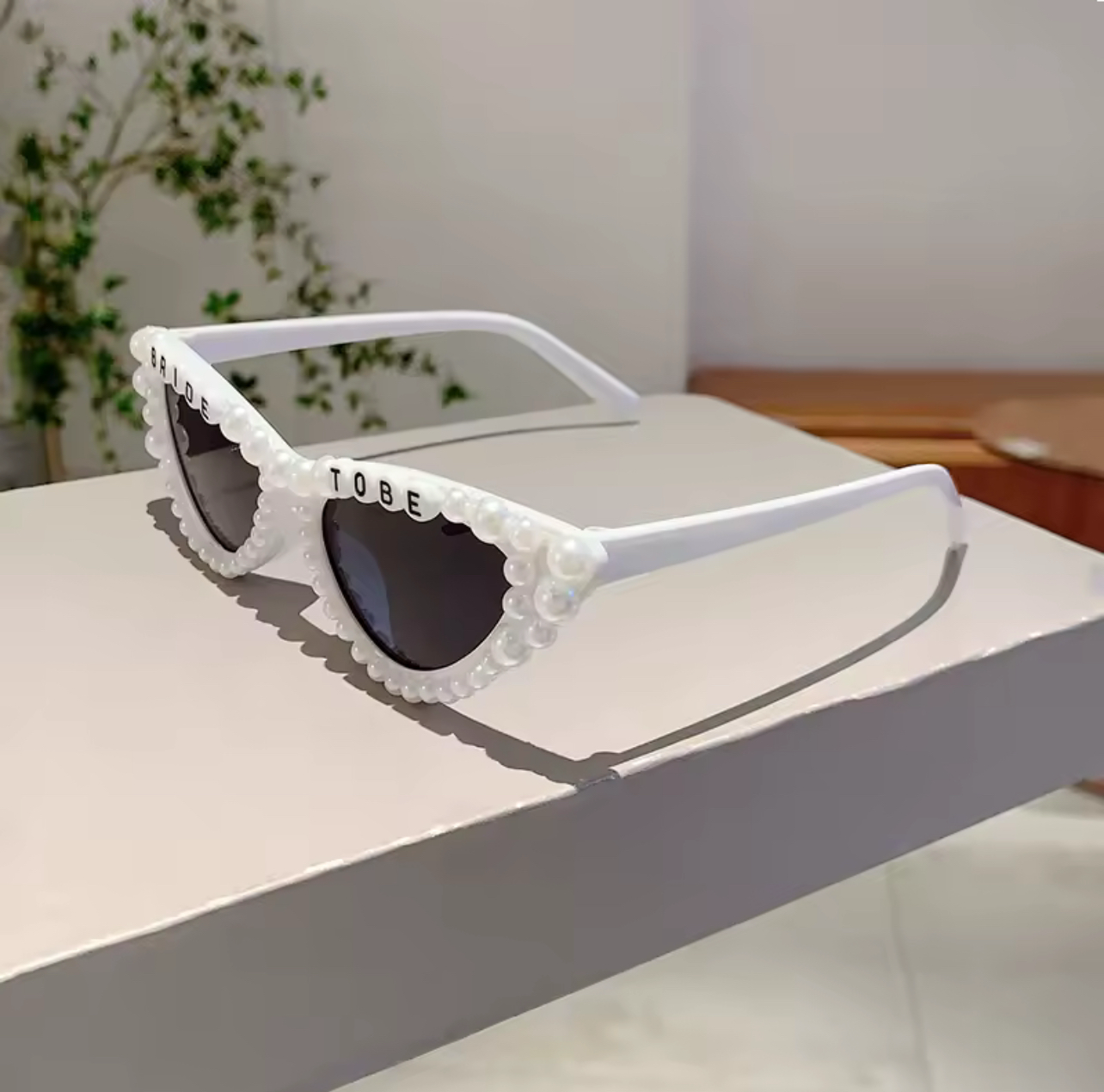 Bride To Be Pearl Sun Glasses